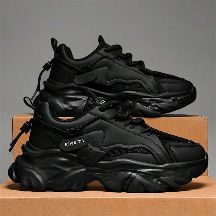 Chunky Trainers – Thick-Soled Streetwear Running Shoe