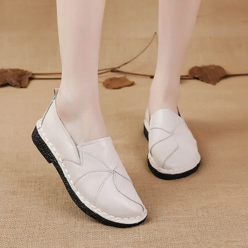 Women’s Retro Patchwork Loafers – Comfy Slip-On Shoes with Artistic Style