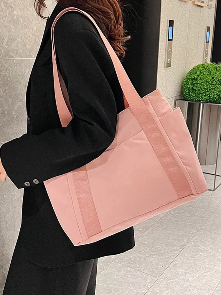 Women's Shoulder Bag – Stylish, Spacious & Perfect for Everyday Use