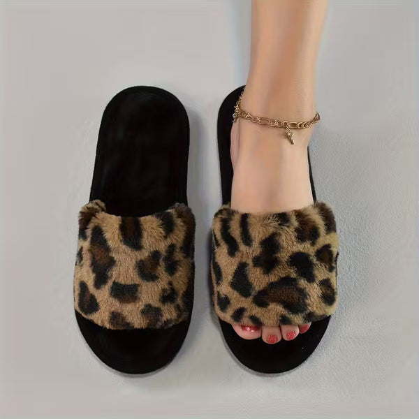 Women’s Warm Fluffy Leopard Slippers – Soft Faux Fur Indoor Slides