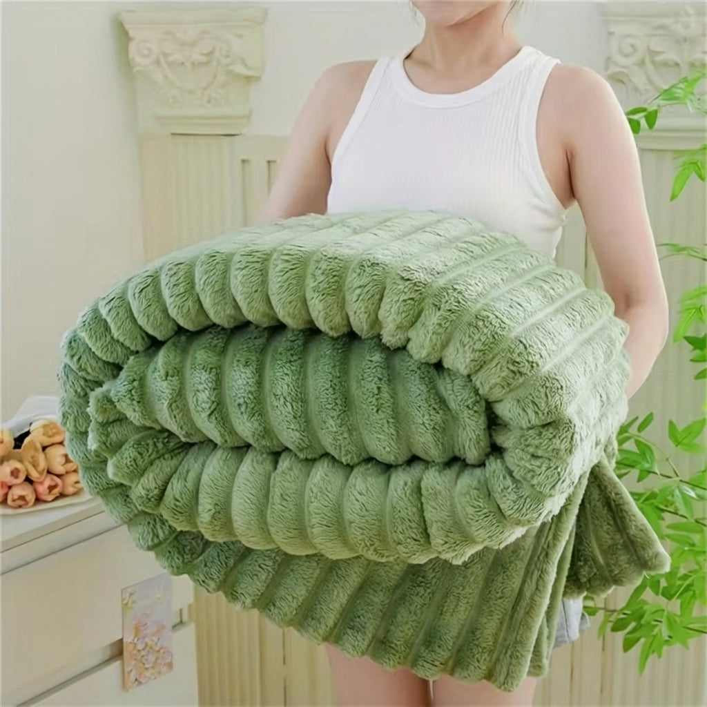 Faux Fur Throw Blanket – Soft Touch, Warm & Plush