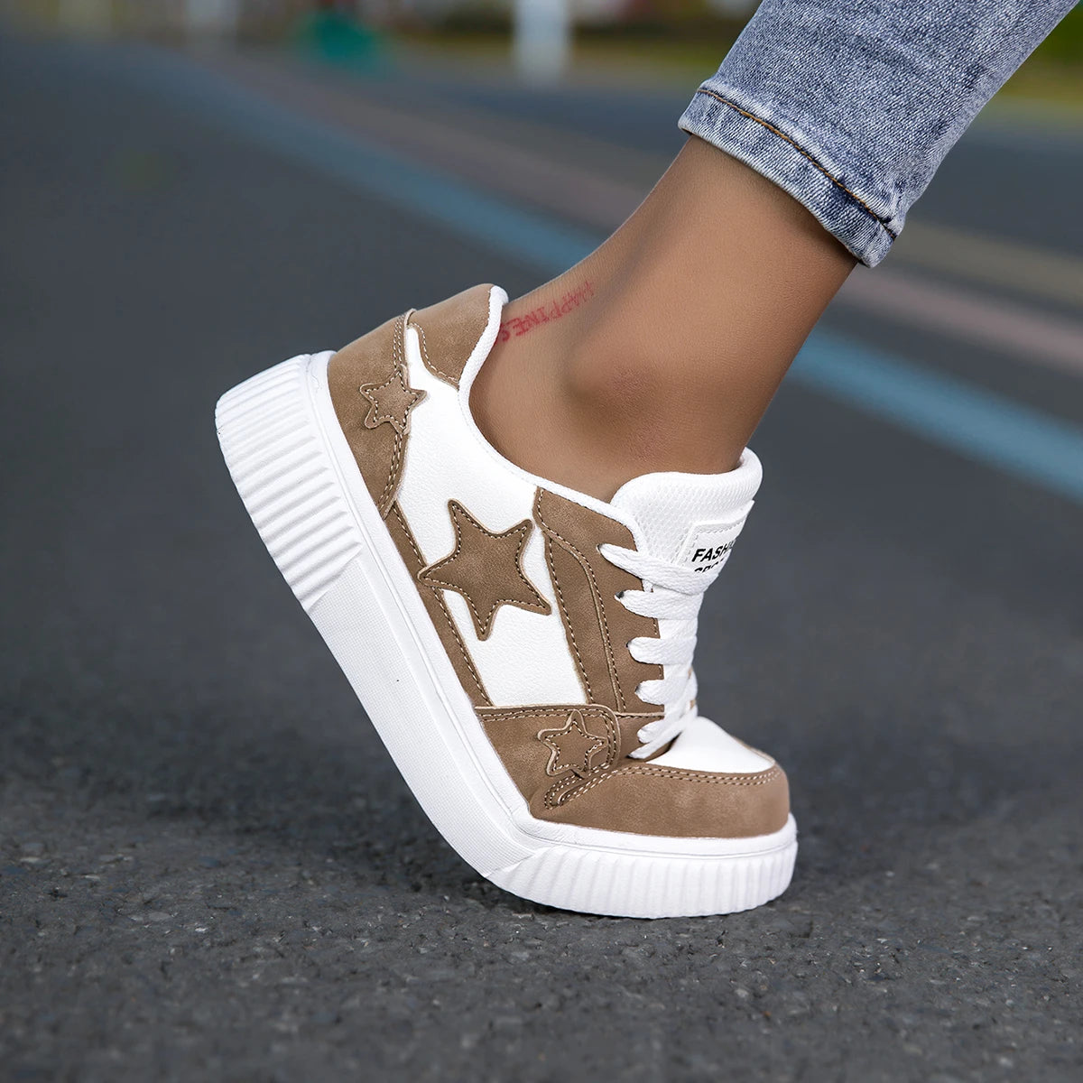 Women’s Star Design Platform Trainers