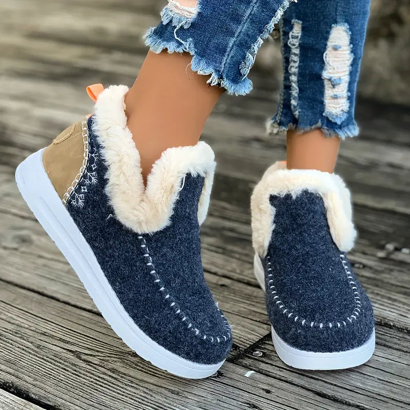 Ultra Cozy Women’s Winter Slippers – Fleece Lined, Soft Fabric