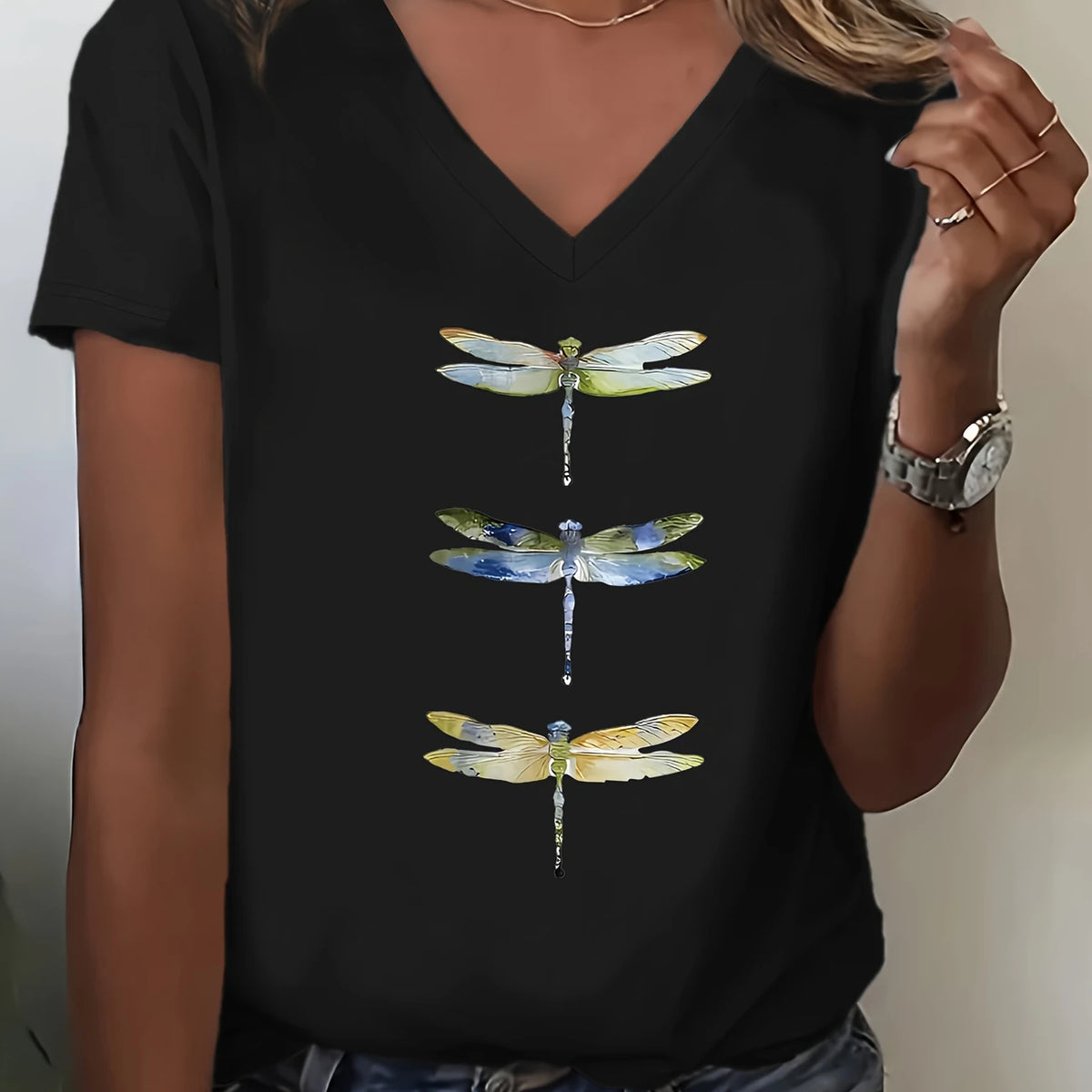 Women's V-Neck T-Shirt with Dragonfly Print – Casual Graphic Tee